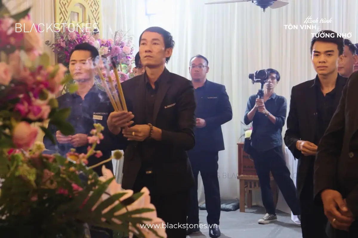 Tang lễ thiết kế cùng đội ngũ chuyên nghiệp